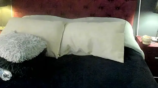 ZiaNoir_'s Live XXX Chat