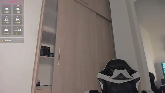 Axel__Blaze: онлайн-секс-чат