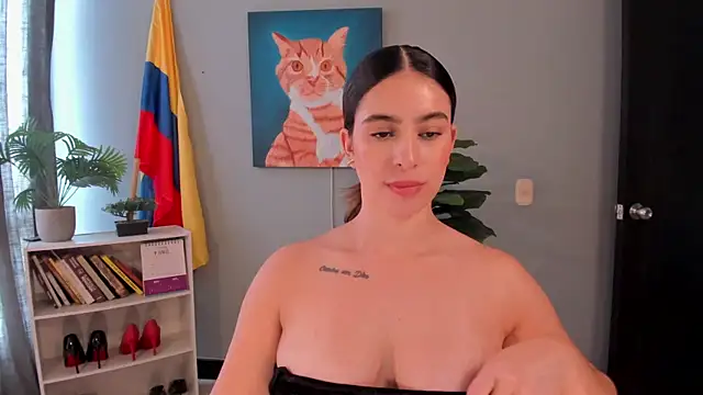 LiaPearce Chat XXX live