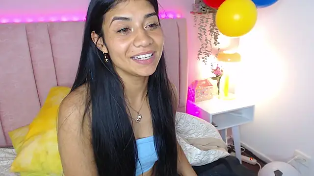 XXX chat uživo modela Shamel_Brm