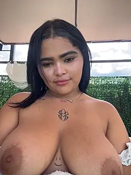 HoneyBunXXX's Live XXX Chat