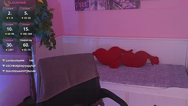 Inari_Okami_ Adlı Modelin Canlı XXX Sohbeti