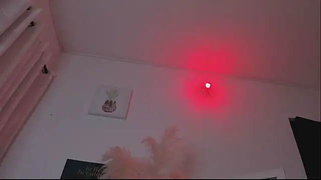 miaapril's Live XXX Chat