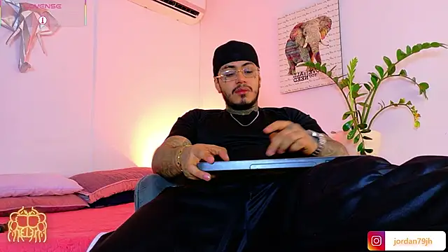 Chat XXX en directo de JordanSmiith_