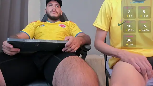 XXX chat uživo modela AyJeeEm