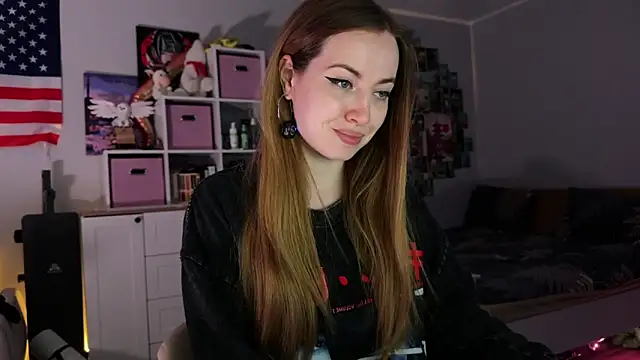 LinaWitch's Live XXX Chat