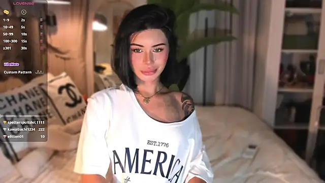 عرض كام ParisianDoll