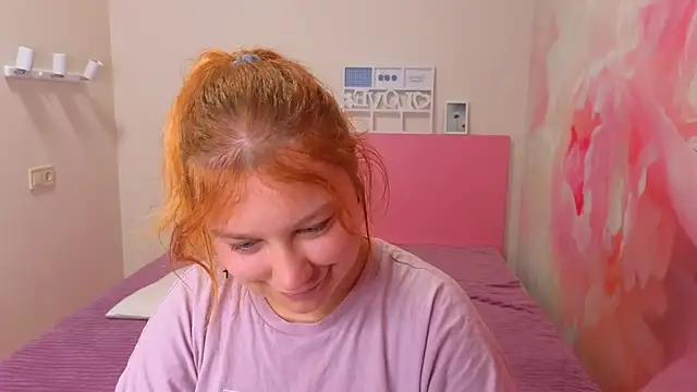 AngelinaLow's Live XXX Chat