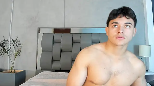 Charlie___Musk's Live XXX Chat