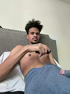 younghung_tez Webcam-Show