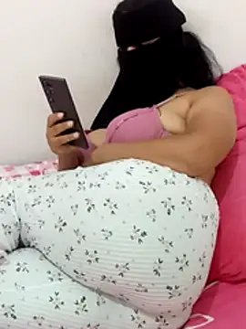 Youmy_love26 Webcam-Show