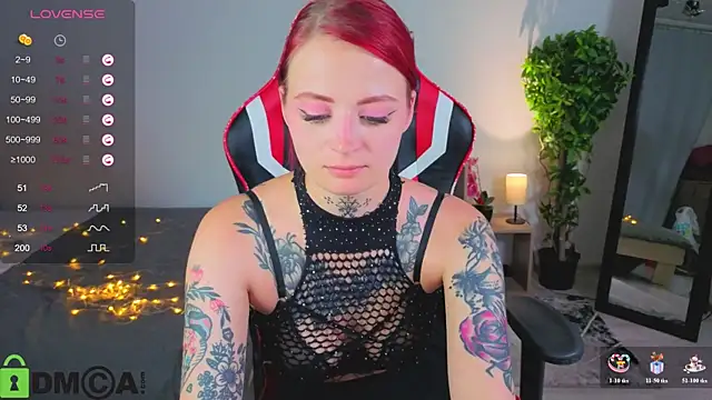 XXX chat uživo modela NicolBlow