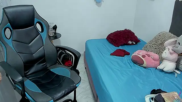 Hanna_long Live XXX-Chat