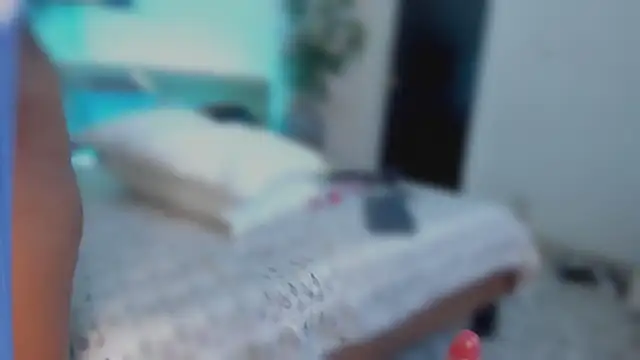 YariRosen Live XXX chat