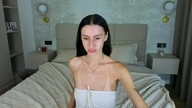 Snow_WhiteeeX's Live XXX Chat