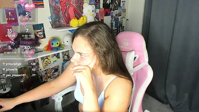 elara_sunbeam's Live XXX Chat