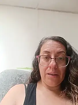 Živý XXX chat miss_hanna07