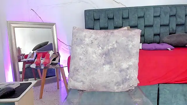 Živý XXX chat IsiisLovei