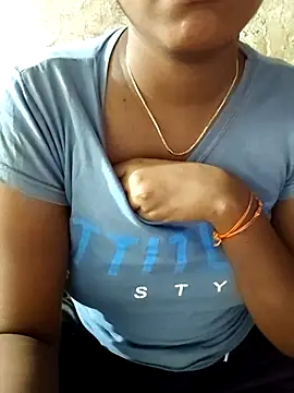 19SRIDEVITELUGUn Live XXX chat