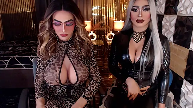 Show Webcam de MonstrousCockDiva