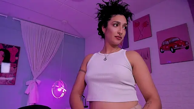 Chat XXX en directo de Cleo_Foxx