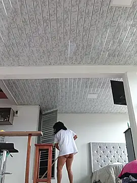 Alizon_1 Adlı Modelin Canlı XXX Sohbeti