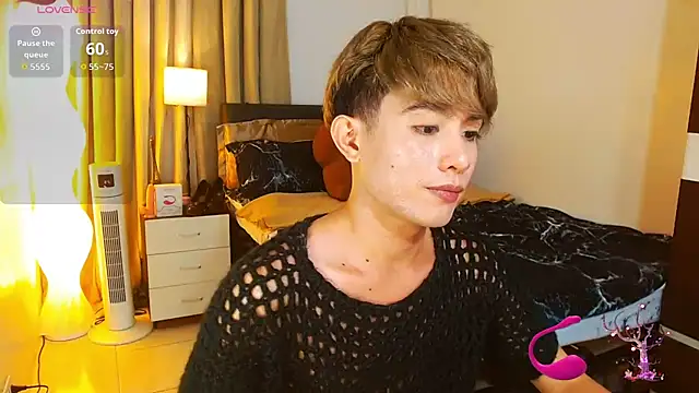 Онлайн чат XXX WildestTwink