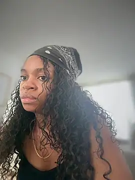Chat XXX ao vivo de CharlottX