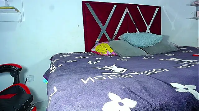 Živý XXX chat DanisaBrown