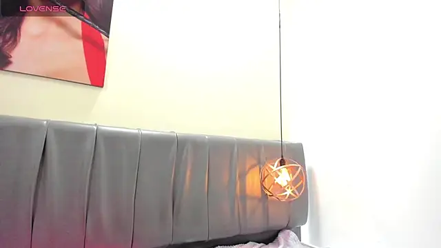 iisabella_noa Live XXX Chat