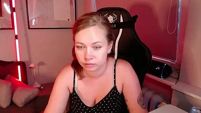 Онлайн чат XXX holly_xglam
