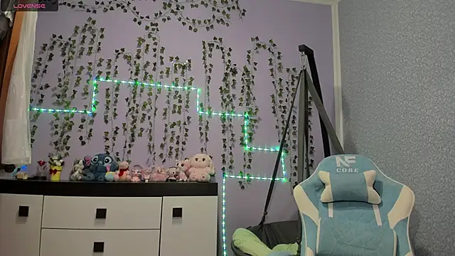 Yoonhee_kin Live XXX chat