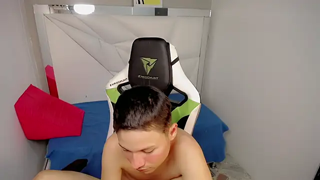 NYC_Bby Show in webcam