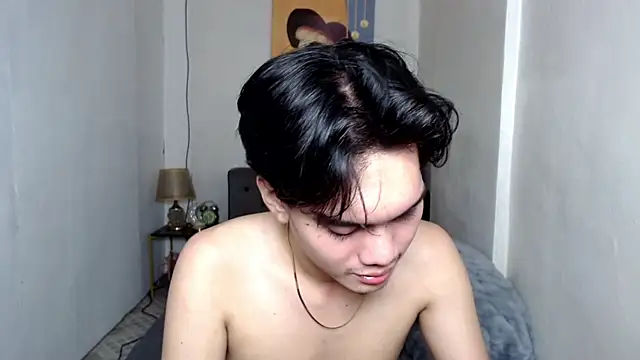 צ'אט XXX בשידור חי של asian_cale
