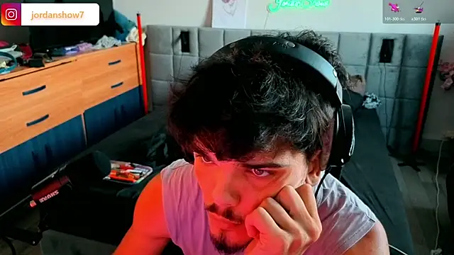 Chat XXX en directo de JordanShow
