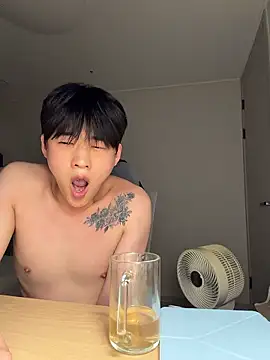 k-kinky webkamerás műsora
