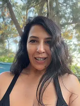 Cataleya80 Adlı Modelin Canlı XXX Sohbeti