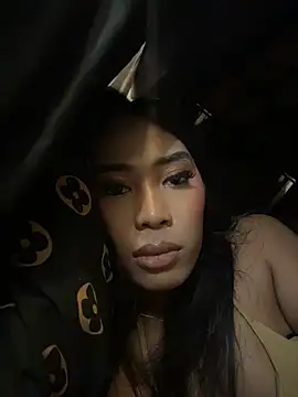 hugecock_tamira Live XXX Chat