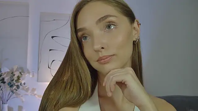 MilaVoss élő XXX-chatje