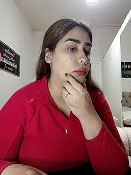 nahiarabiel33's Live XXX Chat
