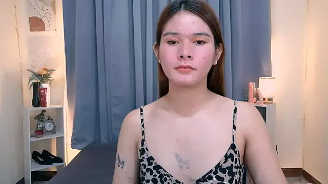 Mimi_Mckinley's Live XXX Chat