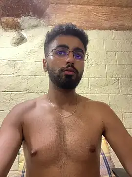 عرض كام Arabic_male07