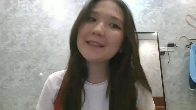 SupremacyChloe Chat XXX in diretta