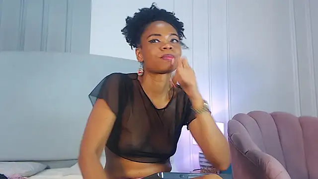 Chat XXX ao vivo de ChantalGarner