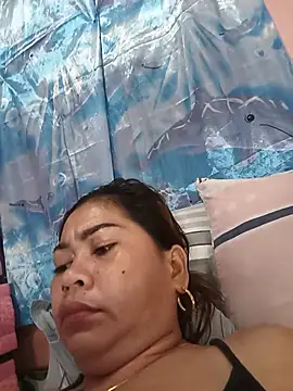 SweetChubbyMommy_02 Adlı Modelin Canlı XXX Sohbeti