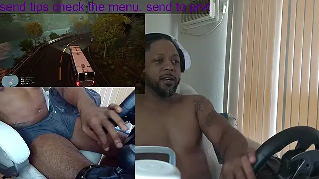XXX chat uživo modela FreakyRu