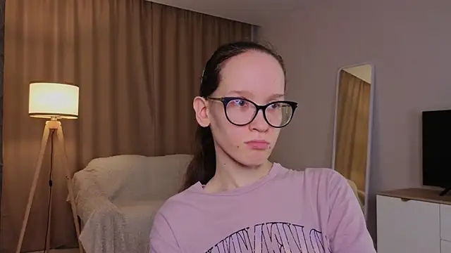 צ'אט XXX בשידור חי של BettyBrowni