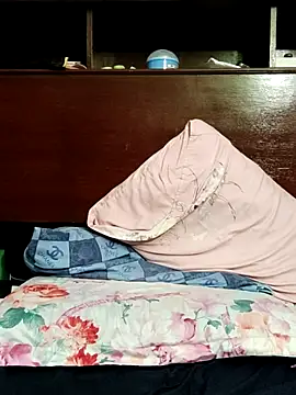 QueenSoreal: απευθείας συνομιλία ΧΧΧ