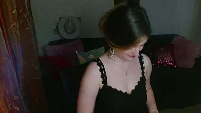 Arielsssplash লাইভ XXX চ্যাট