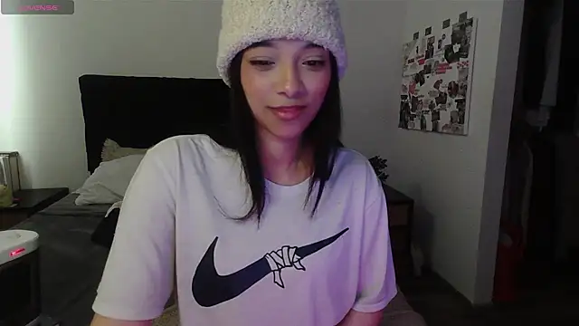 Jasmine_019's Live XXX Chat